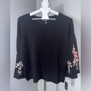 *NWT* INC International Concepts Black with Floral Embroidery - szXL (P22)